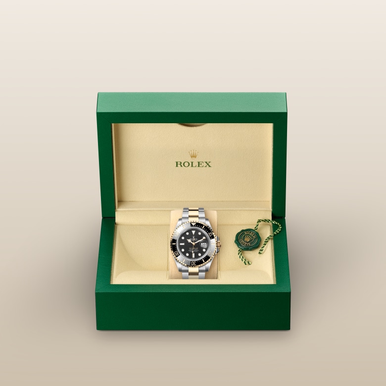 rolex Sea-Dweller en Rolesor jaune, M126603-0001 - Maison Birks
