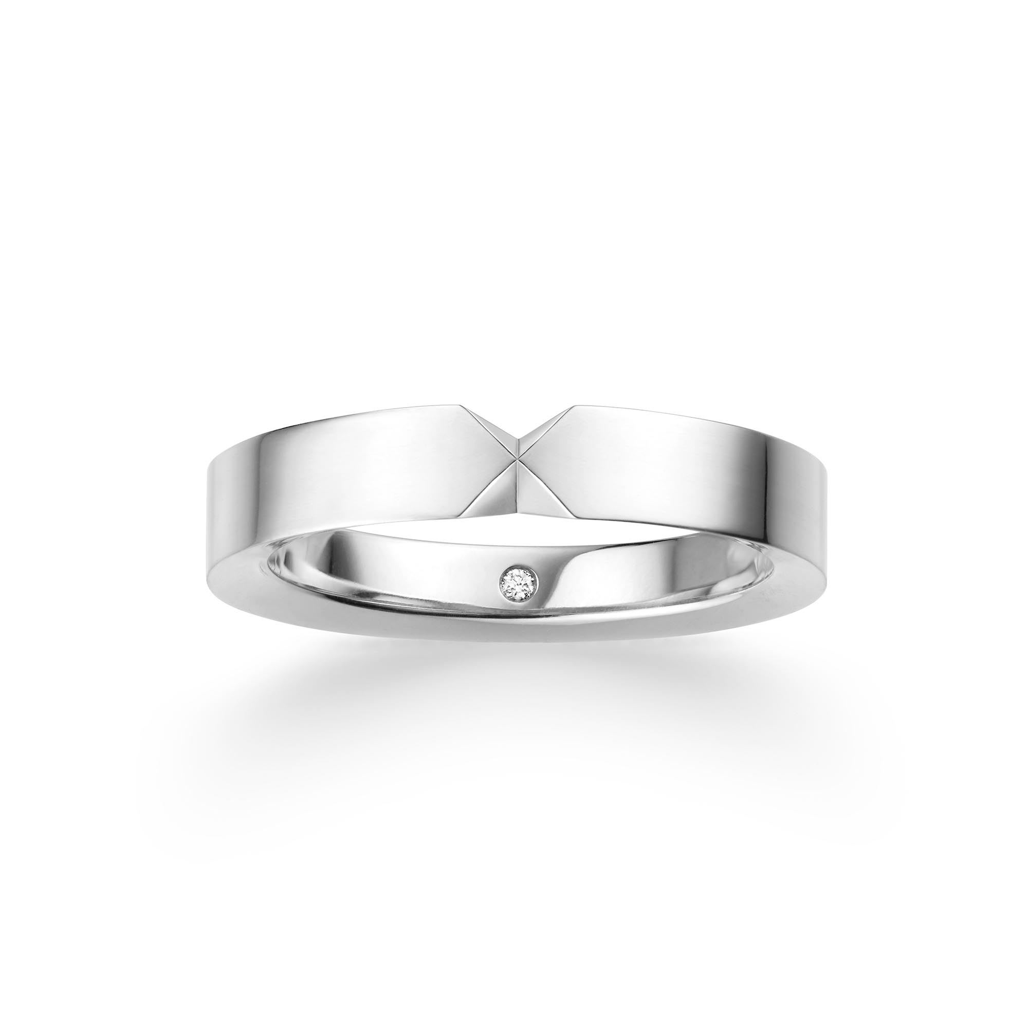Joséphine Triomphe Platinum Wedding Band | Chaumet